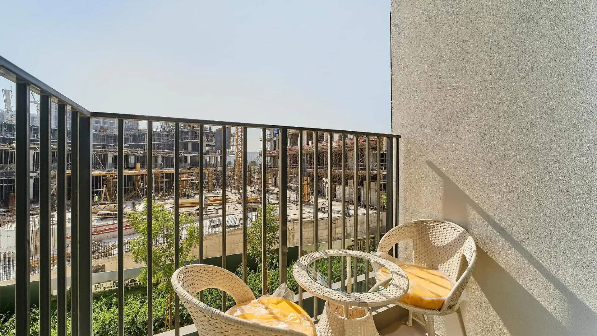 Stylish & Modern 1Br In Dubai Hills Golfville